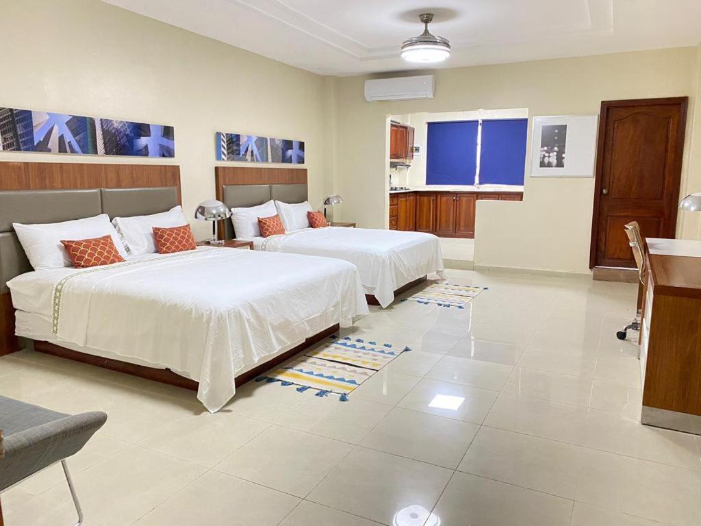Hotel Libertad At Historic Main Street Saint-Domingue Extérieur photo