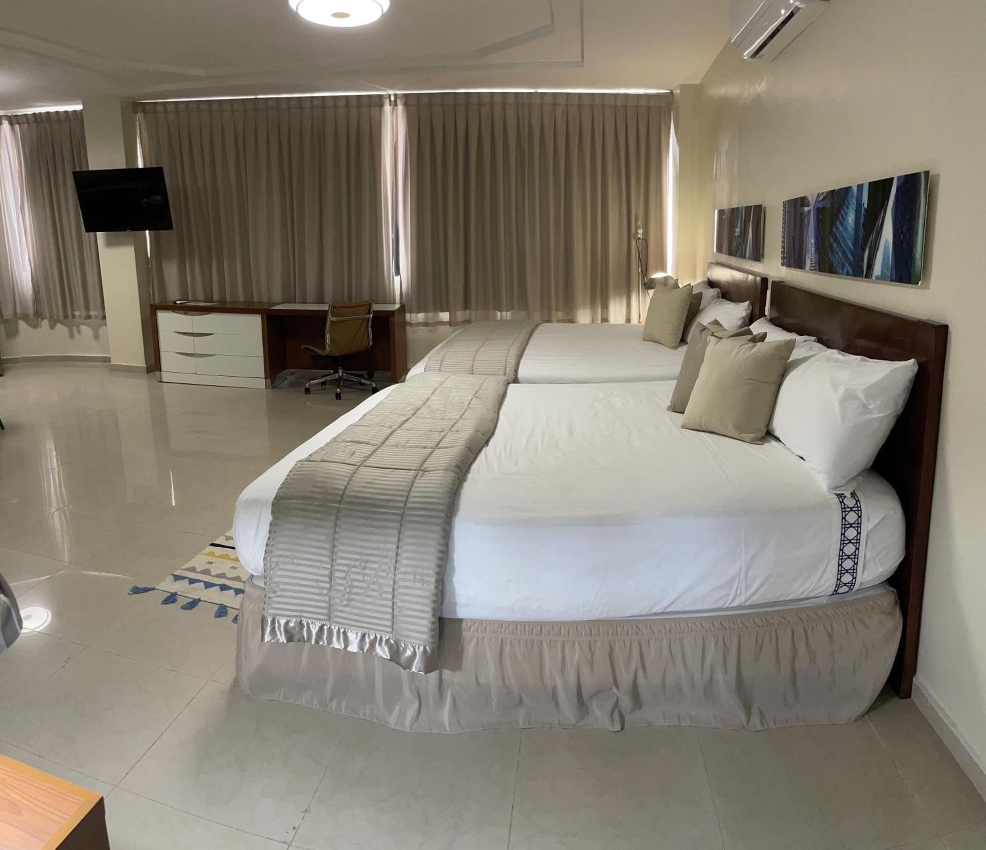 Hotel Libertad At Historic Main Street Saint-Domingue Extérieur photo