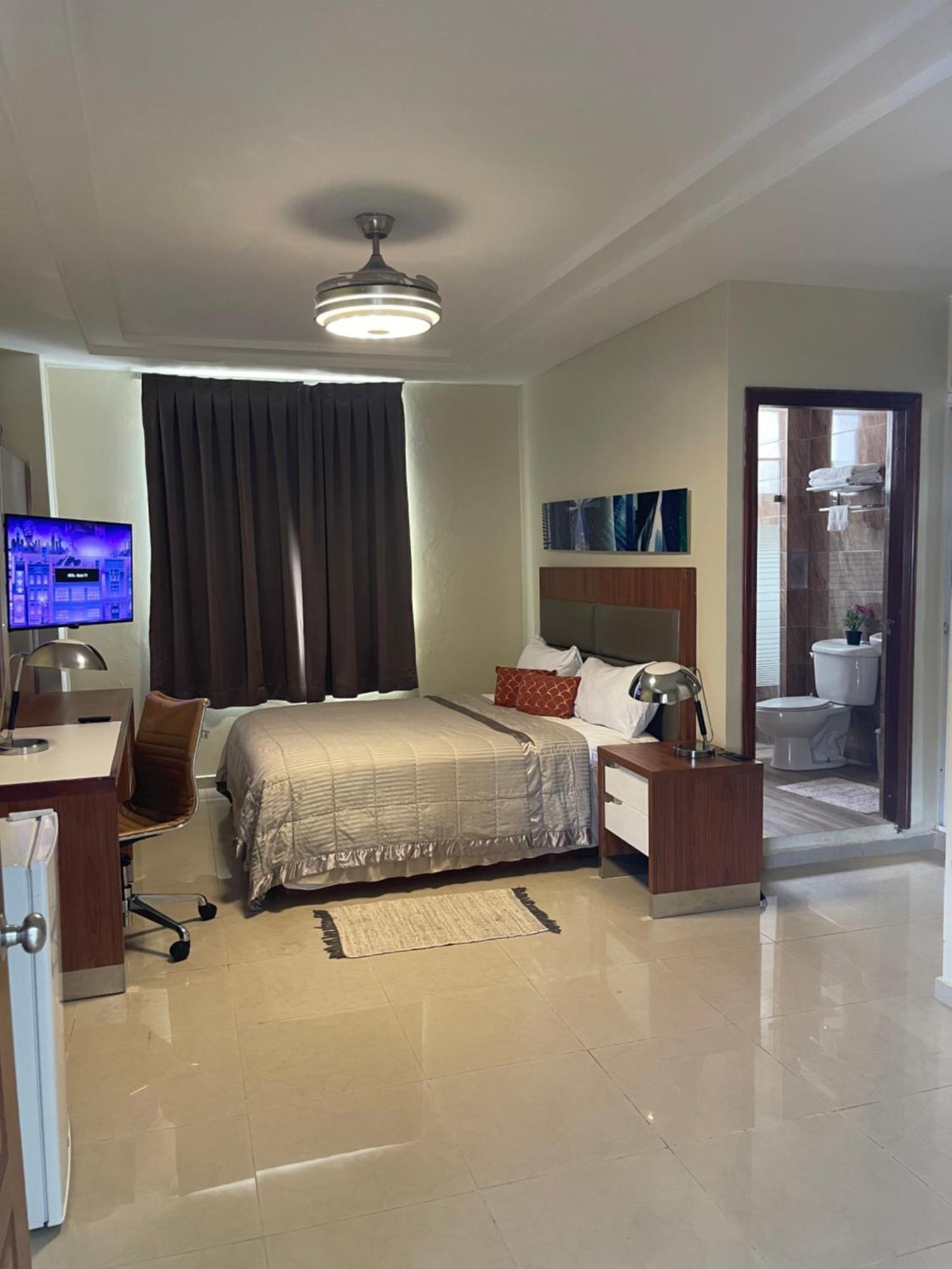 Hotel Libertad At Historic Main Street Saint-Domingue Extérieur photo