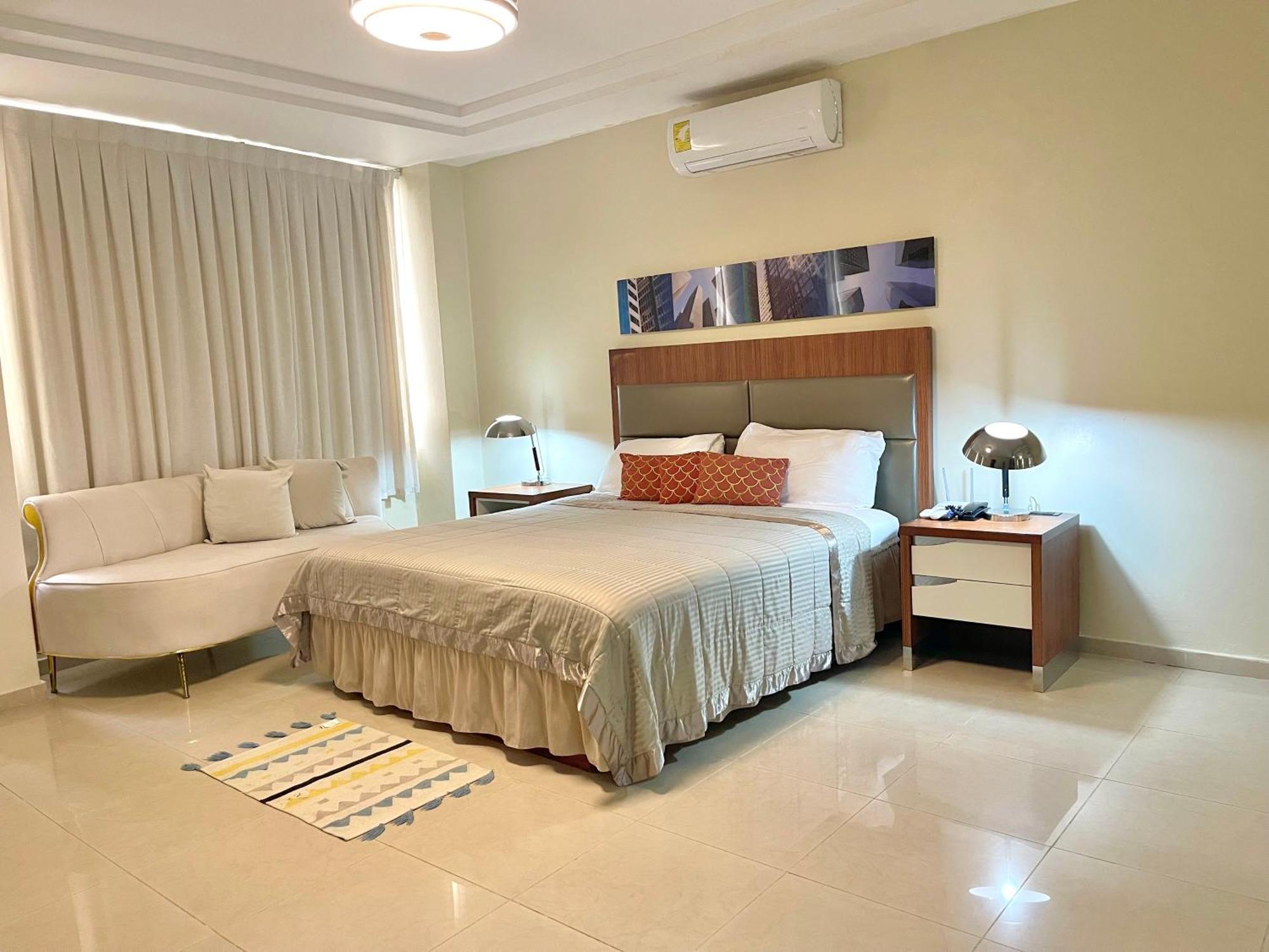 Hotel Libertad At Historic Main Street Saint-Domingue Extérieur photo