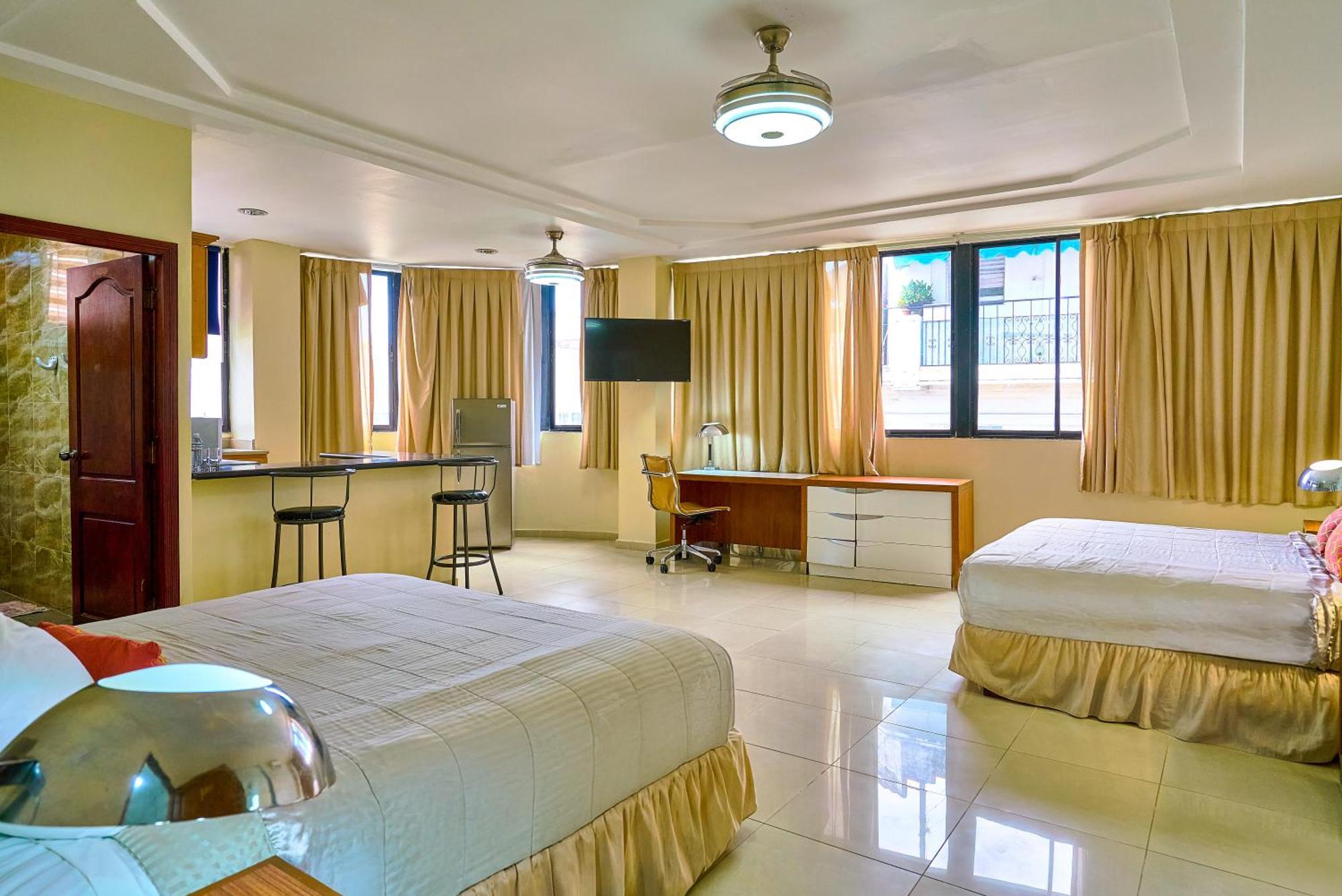 Hotel Libertad At Historic Main Street Saint-Domingue Extérieur photo