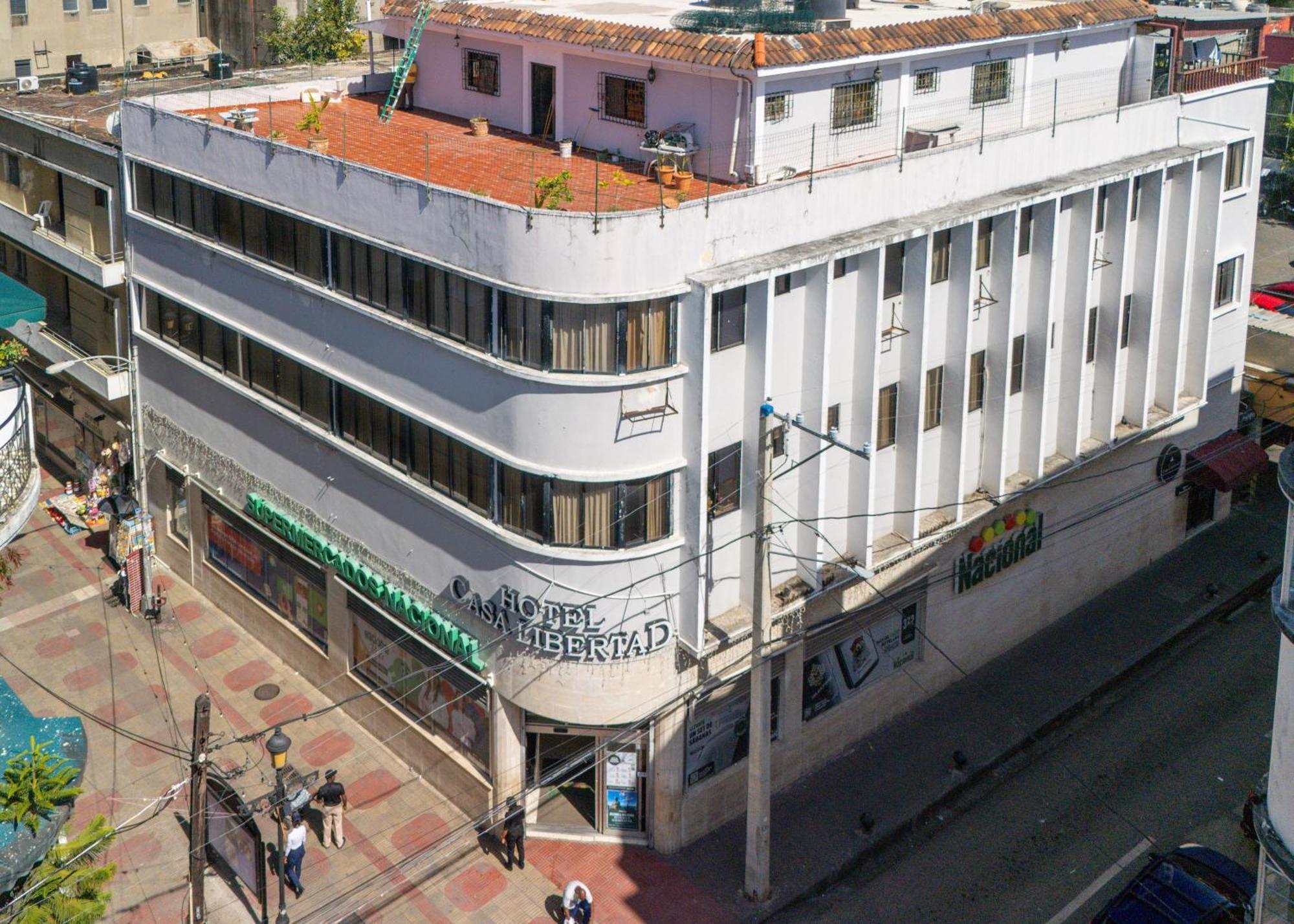 Hotel Libertad At Historic Main Street Saint-Domingue Extérieur photo