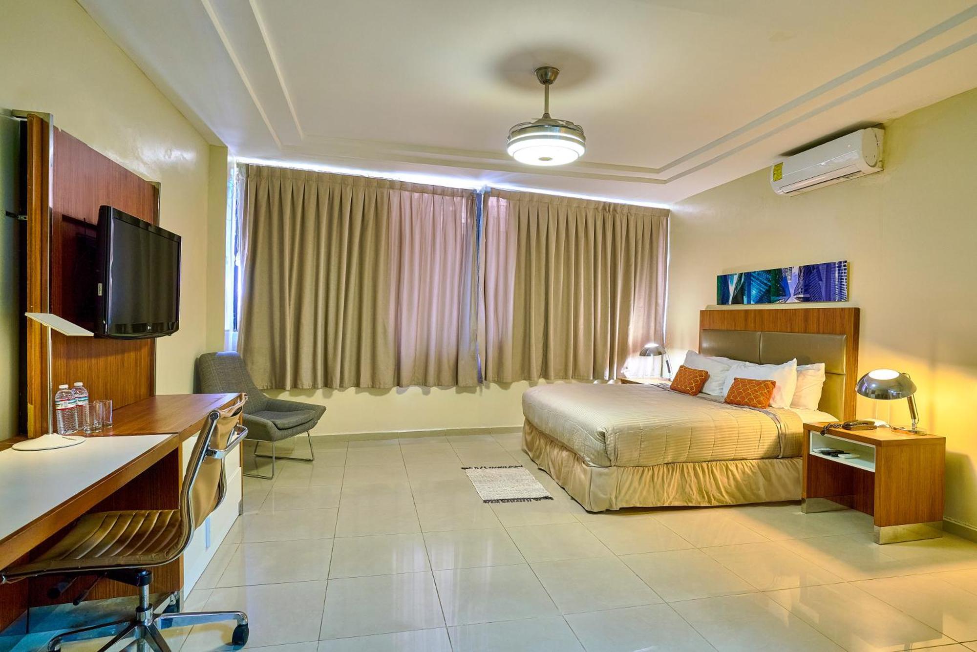Hotel Libertad At Historic Main Street Saint-Domingue Extérieur photo